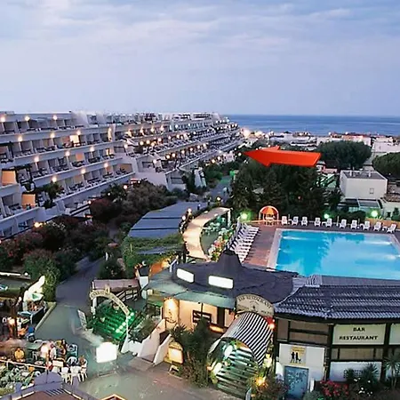 Апартаменты Capsexy Port Nature Bdsm Naturist Village Агд