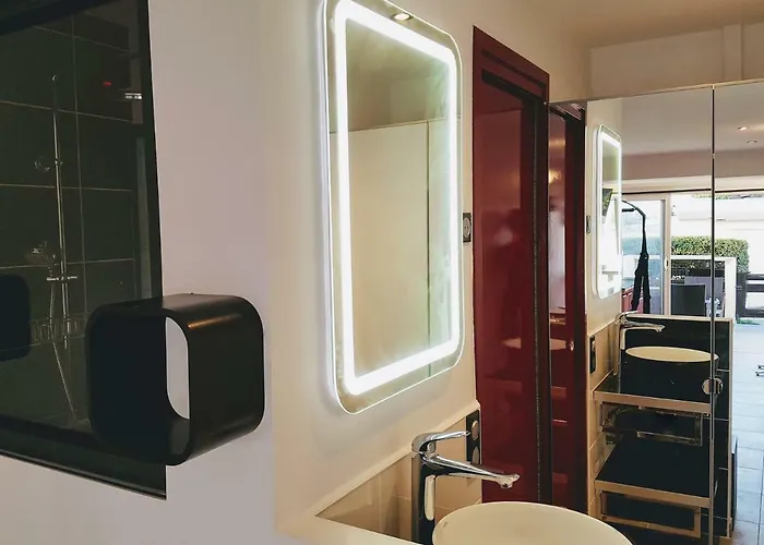 Capsexy Port Nature Bdsm Naturist Village 아파트 아그