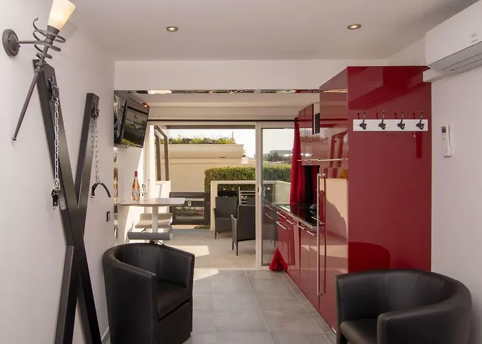 Capsexy Port Nature Bdsm Naturist Village Apartment